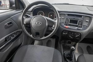Хетчбэк Kia Rio 2010 года, 539000 рублей, Барнаул