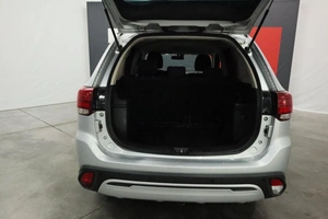 Внедорожник Mitsubishi Outlander 2018 года, 2010000 рублей, Курск