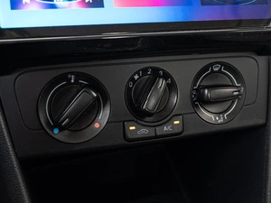 Седан Volkswagen Polo 2016 года, 975000 рублей, Краснодар