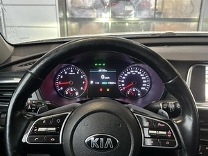 Седан Kia Optima 2019 года, 1900000 рублей, Уфа