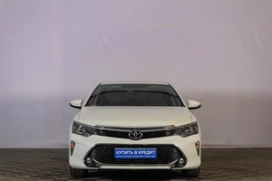 Седан Toyota Camry 2017 года, 2639000 рублей, Тюмень