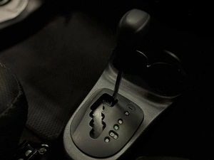 Хетчбэк Toyota Vitz 2019 года, 997000 рублей, Красноярск