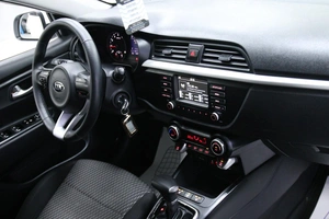 Седан Kia Rio 2018 года, 1363000 рублей, Солонцы