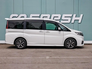 Минивэн Honda Stepwgn 2020 года, 2700000 рублей, Большой Сочи