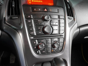 Хетчбэк Opel Astra 2011 года, 729000 рублей, Воронеж