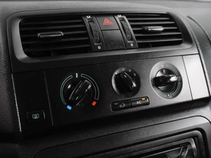 Хетчбэк Skoda Fabia 2011 года, 629000 рублей, Воронеж