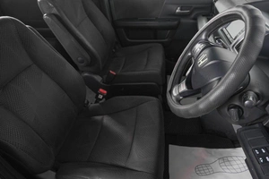 Минивэн Honda Stepwgn Spada 2011 года, 1309000 рублей, Кемерово