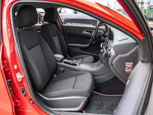 Хетчбэк Mercedes-benz A-класс 2015 года, 1640000 рублей, Краснодар