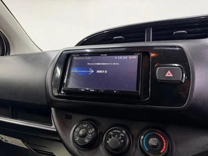 Хетчбэк Toyota Vitz 2018 года, 969000 рублей, Красноярск
