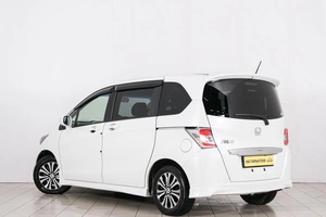 Минивэн Honda Freed 2015 года, 1199000 рублей, Красноярск