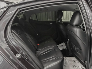Седан Kia Optima 2012 года, 1099000 рублей, Красноярск