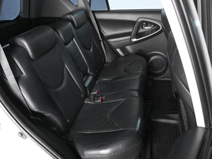 Внедорожник Toyota RAV4 2011 года, 1649000 рублей, Ростов-на-Дону