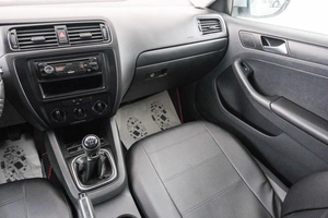 Седан Volkswagen Jetta 2013 года, 979000 рублей, Красноярск