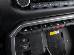 Внедорожник Toyota Sequoia 2023 года, 10050000 рублей, Краснодар