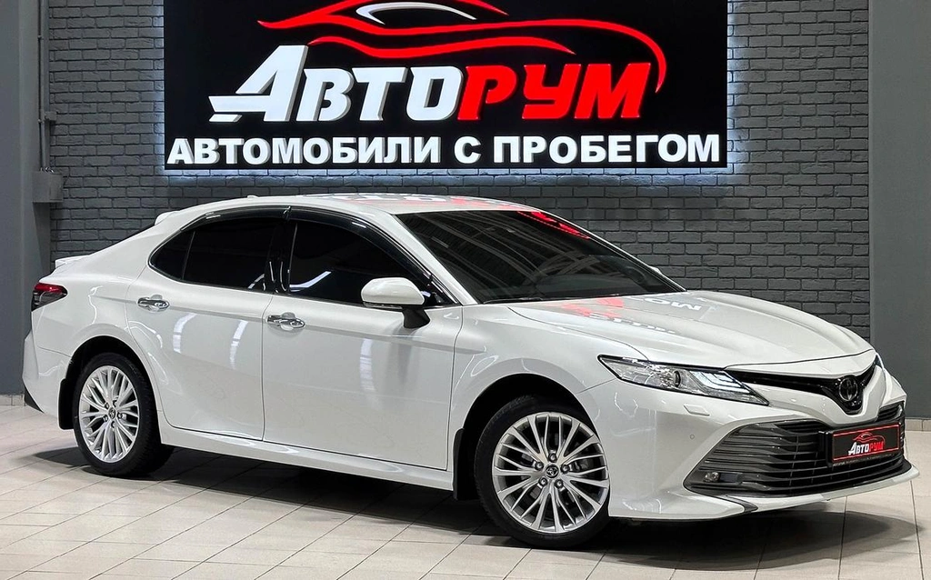 Седан Toyota Camry 2019 года, 2957000 рублей, Красноярск