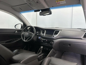 Внедорожник Hyundai Tucson 2016 года, 2340000 рублей, Красноярск