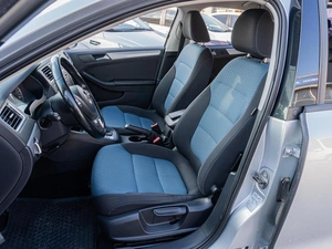Седан Volkswagen Jetta 2013 года, 1149000 рублей, Саратов