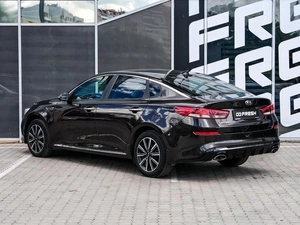 Седан Kia Optima 2018 года, 2098000 рублей, Краснодар