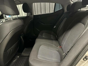 Седан Kia Optima 2012 года, 1049000 рублей, Красноярск