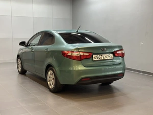 Седан Kia Rio 2012 года, 847000 рублей, Красноярск