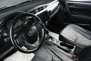Седан Toyota Corolla 2013 года, 1229000 рублей, Тюмень