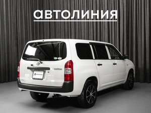 Универсал Toyota Probox 2018 года, 970000 рублей, Красноярск