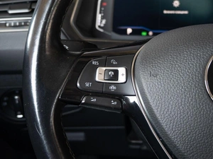 Внедорожник Volkswagen Tiguan 2020 года, 2350000 рублей, Краснодар