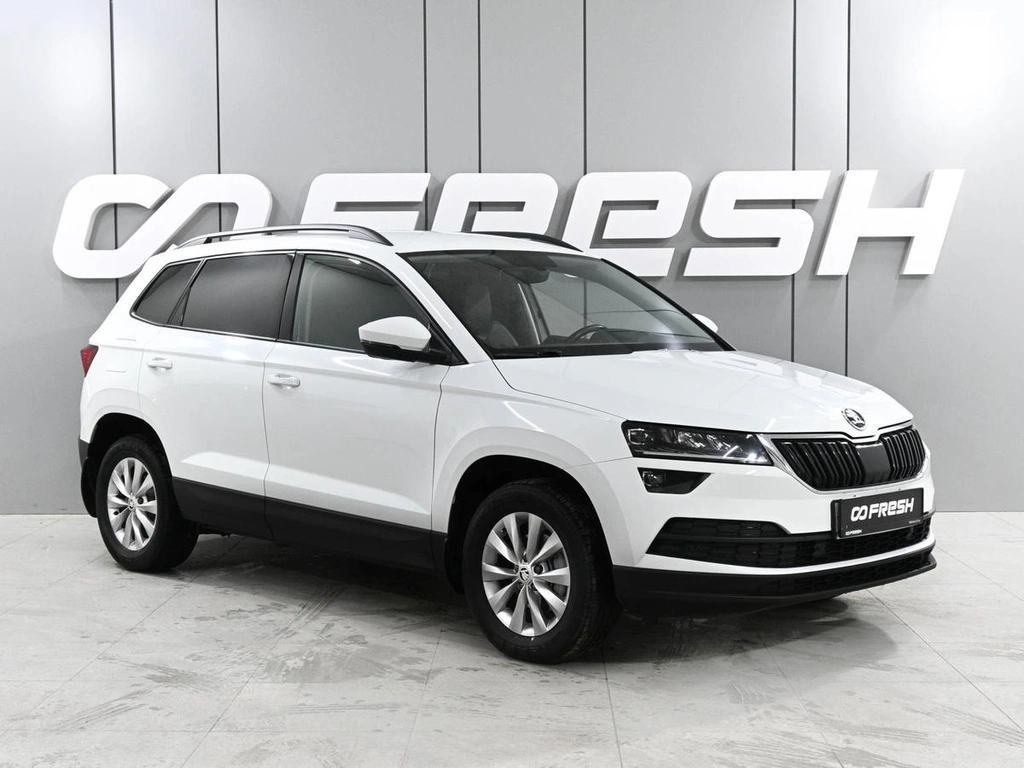 Внедорожник Skoda Karoq 2020 года, 2519000 рублей, Аксай