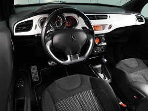 Хетчбэк Citroen DS 3 2011 года, 699000 рублей, Воронеж