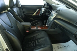 Седан Toyota Camry 2008 года, 1289000 рублей, Омск