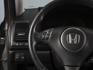 Седан Honda Accord 2007 года, 990000 рублей, Омск