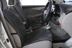 Седан Toyota Corolla Axio 2009 года, 859000 рублей, Омск