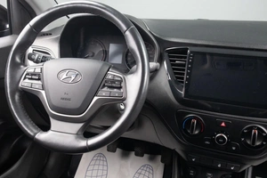 Седан Hyundai Solaris 2019 года, 1579000 рублей, Оренбург
