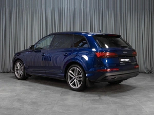 Внедорожник Audi Q7 2021 года, 6849000 рублей, Тюмень