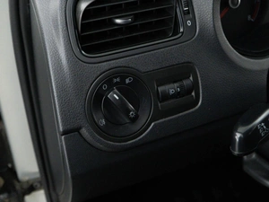 Седан Volkswagen Polo 2015 года, 899077 рублей, Москва