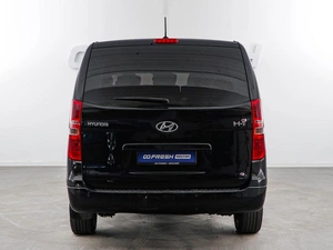 Минивэн Hyundai H-1 2016 года, 1880050 рублей, Москва