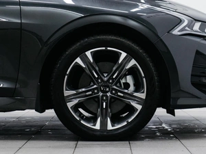 Седан Kia K5 2021 года, 3016000 рублей, Красноярск