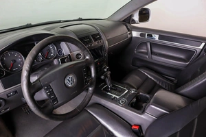 Внедорожник Volkswagen Touareg 2008 года, 1039000 рублей, Пермь