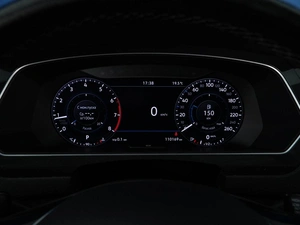 Внедорожник Volkswagen Tiguan 2018 года, 3400777 рублей, Москва