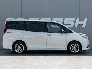 Минивэн Toyota Esquire 2016 года, 1890000 рублей, Краснодар