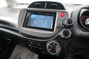 Хетчбэк Honda Fit 2012 года, 829000 рублей, Красноярск