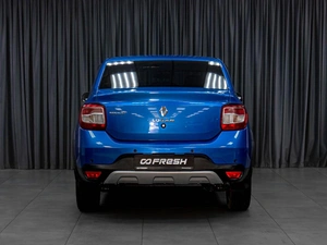 Седан Renault Logan Stepway 2018 года, 689000 рублей, Тюмень