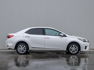 Седан Toyota Corolla 2014 года, 1520000 рублей, Краснодар