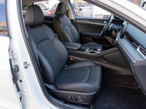 Седан Kia K5 2020 года, 2999000 рублей, Саратов