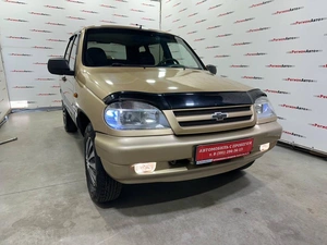 Внедорожник Chevrolet Niva 2004 года, 355000 рублей, Красноярск