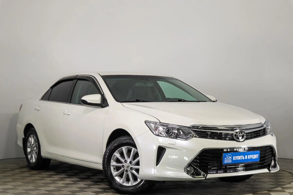 Седан Toyota Camry 2018 года, 1879000 рублей, Пермь