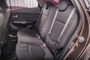 Седан Kia Rio 2016 года, 999000 рублей, Томск