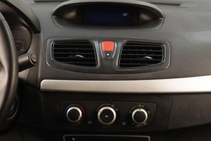 Седан Renault Fluence 2011 года, 559000 рублей, Челябинск