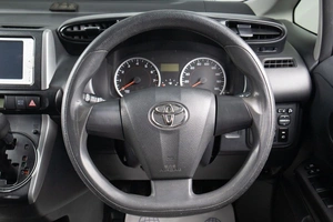 Минивэн Toyota Wish 2013 года, 1639000 рублей, Оренбург