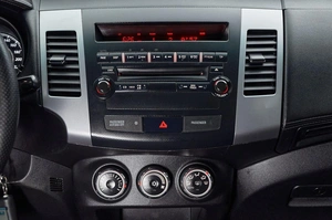 Внедорожник Mitsubishi Outlander 2010 года, 1150000 рублей, Красноярск